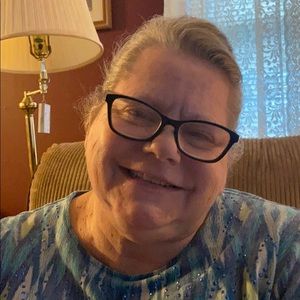 Meet your Posher, Elena